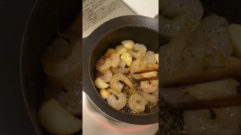 #簡単アヒージョ風#むきエビ#ブロッコリー #カマンベールチーズ #ニンニク　#CostcoのJOHNNY'S #GARLICSPREAD