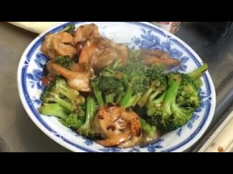 50歳中年おっさんの簡単時短料理　エビとブロッコリーのオイマヨ炒め、手抜きおつまみビールお酒のあてにピッタリですよ。季節の野菜で安くで料理。