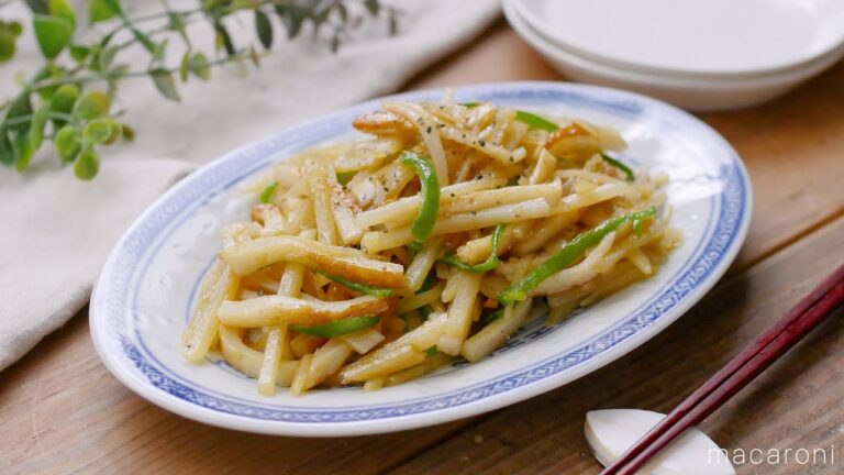 【じゃがいもとピーマンとちくわの中華炒め】肉なしでも大満足！簡単節約おかずレシピ♪｜macaroni（マカロニ）