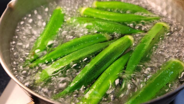 ガチで三倍量は作ったほうがいい。瞬殺で胃袋に消えるウマさ【超やみつきオクラ】