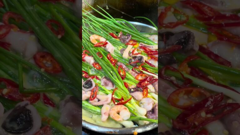 本当に美味しい海鮮チヂミが食べたいなら？ 済州美香ヘジャンク 明洞店が正解 💯 #明洞グルメ #明洞 #ソウルグルメ #韓国食堂