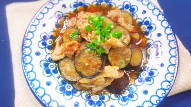 絶品すぎる！なすと豚肉の玉ねぎしょうが焼き