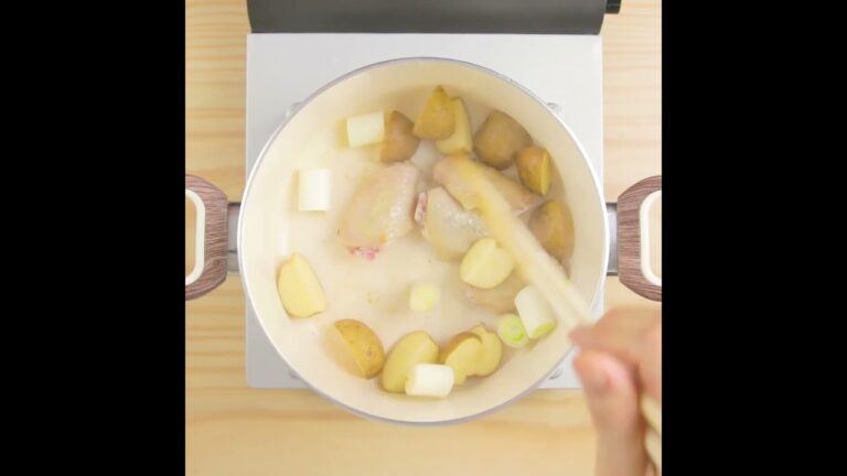 鶏の旨みがじゃがいもに染み込む！ コク旨 新じゃがと手羽先の甘辛煮 #cooking  #レシピ #煮物