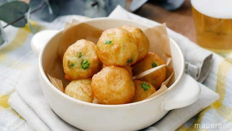 【新じゃがいもとはんぺんのふんわり揚げ】新じゃがでもちもち食感！お弁当にもピッタリ♪｜macaroni（マカロニ）