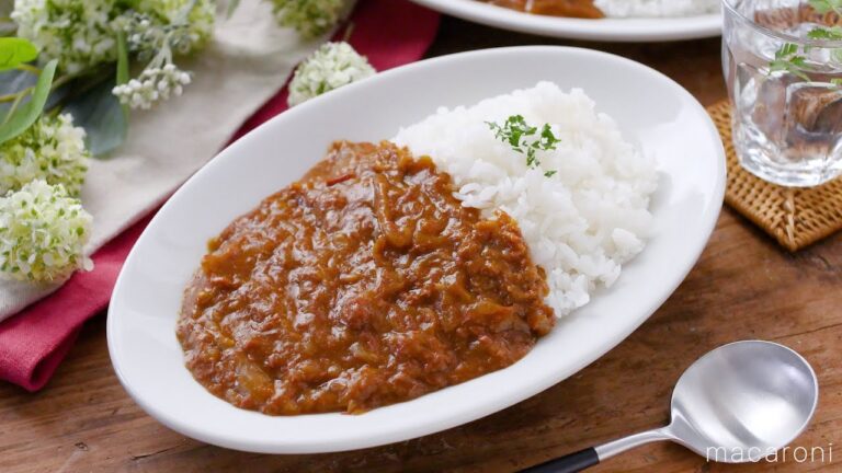 【コンビーフカレー】深みのある味わい！旨みたっぷり絶品カレーレシピ♪｜macaroni（マカロニ）