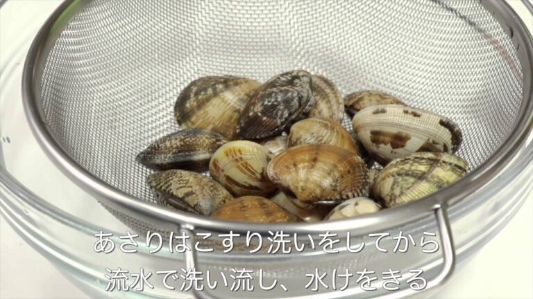 あさりのだしがきいた「あさりと豆腐のキムチチゲ」