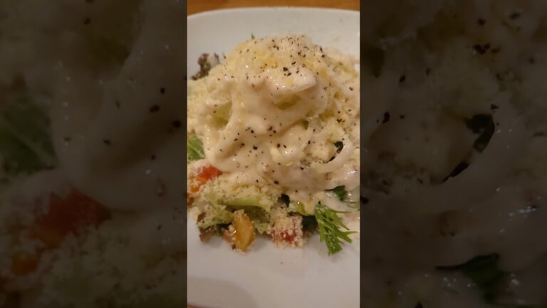 シーザーサラダと合鴨とネギのゆず胡椒パスタ🍝