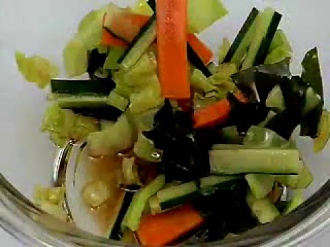 キャベツときゅうりの酢の物