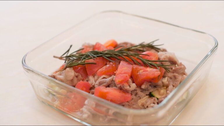 ズッキーニなどの夏野菜と共に！豚肉の酒蒸しの作り方