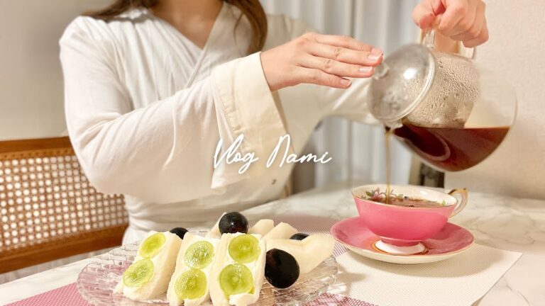 1人暮らしの秋の食事🍇｜フルーツサンド｜美術展に行ってスーパーで買い物｜バーニャカウダ｜What I ate in day off as Japanese  VLOG