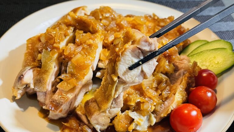 超簡単！ボリューム満点！【カリカリチキンステーキ】和風オニオンソースでいくらでも食べれる♪Crispy chicken steak【home cooking】