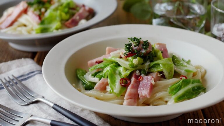 【春キャベツのペペうどん】レンジで完成！食欲そそる簡単レシピ♪｜macaroni（マカロニ）
