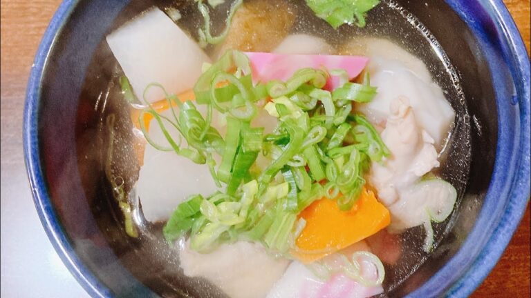 まだ余っているお餅はありますか？我が家の【具沢山のお雑煮】作ったよ♪「簡単レシピ」