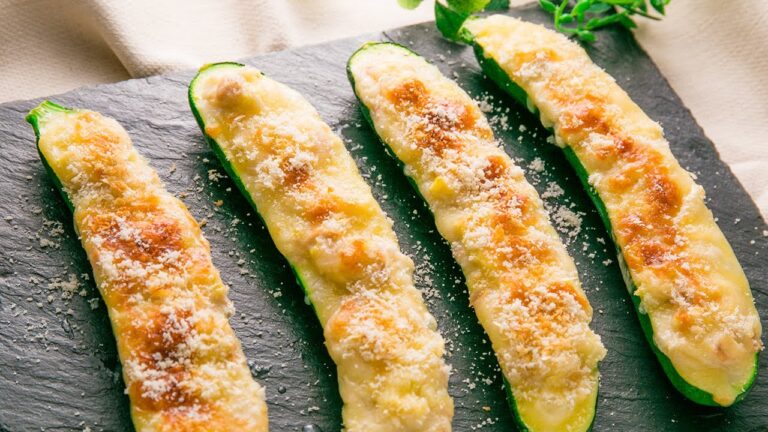 インパクト大！丸ごとズッキーニのチーズボード
