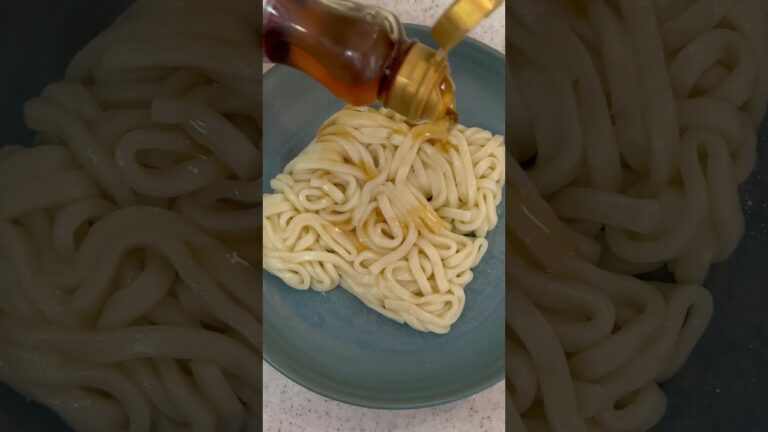 温めメインの台湾まぜうどん #shorts #short #food #一人飯 #台湾まぜそば