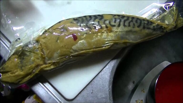 ひな祭りに、ちらし寿司じゃなく　へしこの混ぜ寿司作ってみました☆