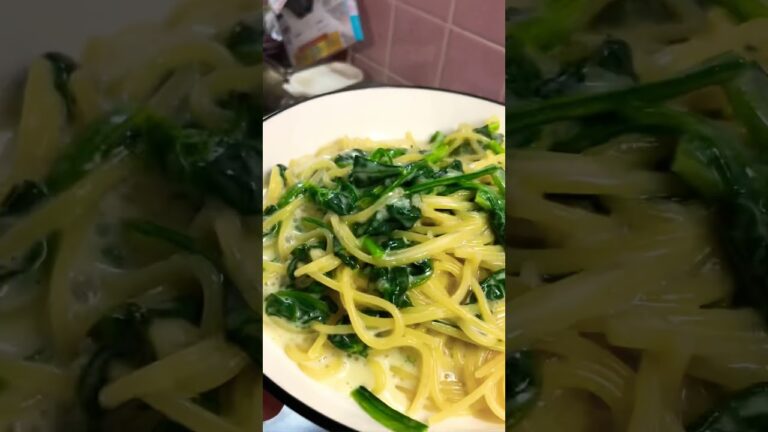 ほうれん草のクリームパスタを急いで作った