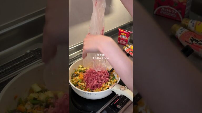 我が家の【キーマカレー】夏野菜たっぷりヘルシー#ワンプレートごはん #キーマカレー　#同棲ごはん