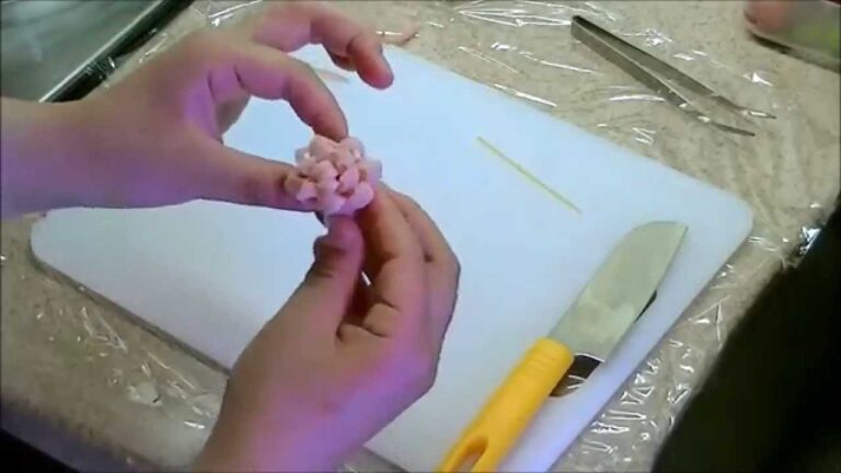 キャラ弁　ハムで作るお花飾り