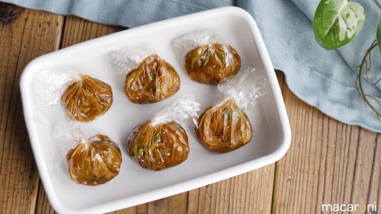 【作り置き冷凍】忙しいあなたの救世主。ポークカレーおにぎりおかず の レシピ 作り方