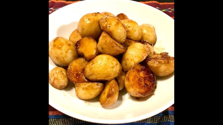 新じゃがの甘辛煮 Sweet and spicy New potatoes मीठा और मसालेदार नया आलू