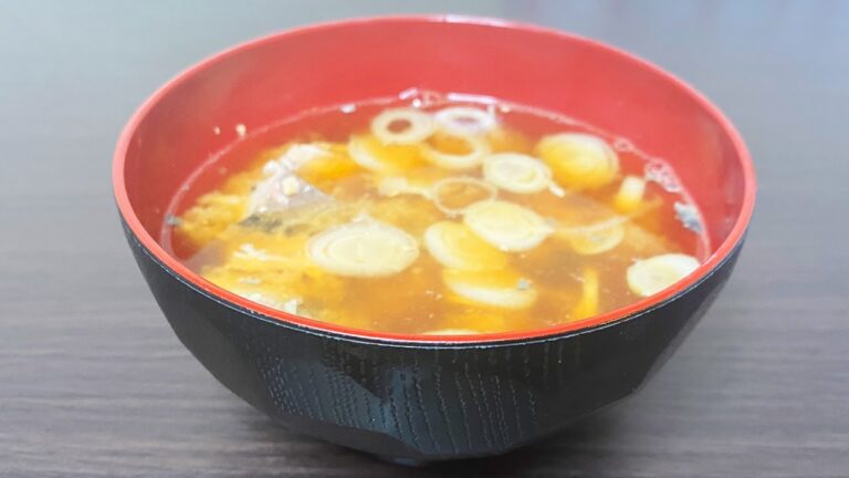 自宅で超本格派の【鯖缶の即席あら汁】鯖缶の底力を感じるレシピ！毎日の献立を考えるのが大変な時に楽に作れます【悪魔的な旨さ】【時短料理研究あいこチャンネル】