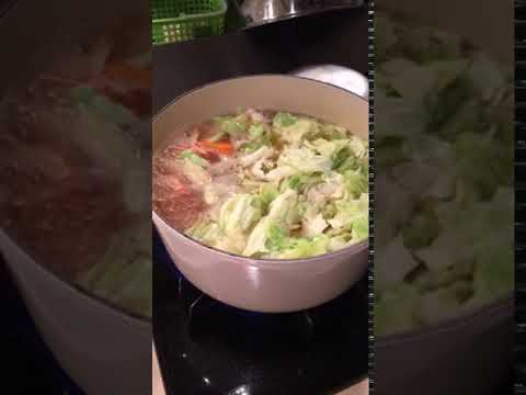 キャベツとひき肉のスープ