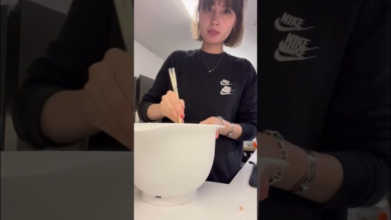 めちゃくちゃ簡単で美味しい白菜サラダ。大量消費にもぴったりです❣️ #簡単レシピ#白菜レシピ#アメリカ生活