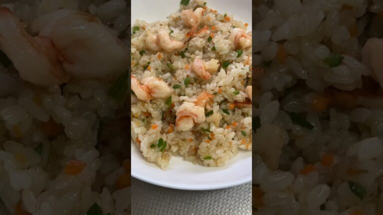 エビピラフ 今は無き実家の喫茶店の味再現 やっぱ美味いな。 #shorts