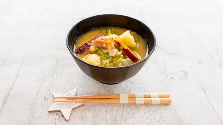 バター香るベーコンと冬野菜のお味噌汁【N's KITCHEN】