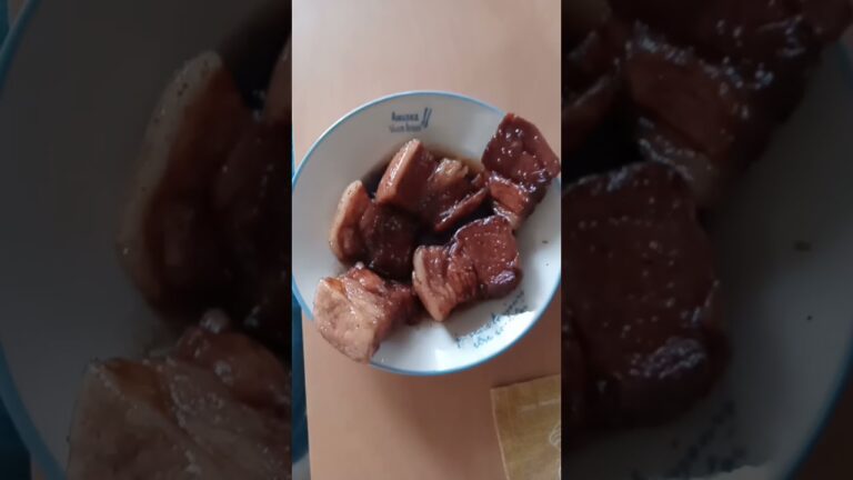 コーラ.お酢醤油少々豚肉の角煮です