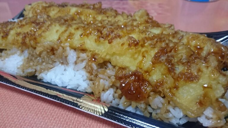 【三度登場コスパ最高穴子天重🍱】ヨークマートの自信作🍱台湾産パイナップル🍍キンキン冷奴も喰う❗