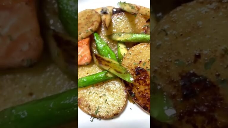 【ズボラ料理】鮭とじゃがいもとアスパラガスの塩バター炒めを作りました