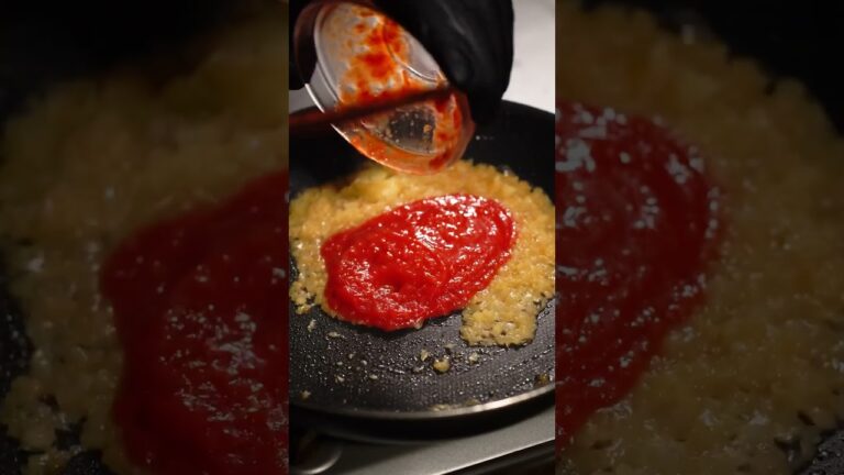 【トマトチキン煮込み】鶏肉がほろほろに！調べてわかった絶品チキン煮込みのコツ！