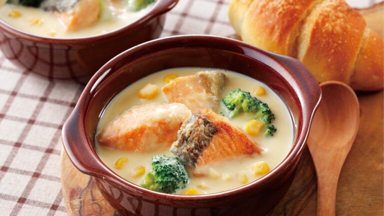 秋鮭のコーンシチュー