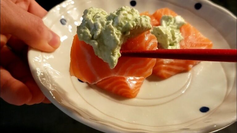 【すぐ作れる！】熟したアボカドで使れるサーモン料理