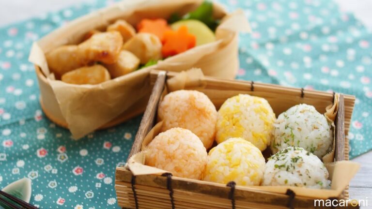 【ねぼすけ弁当】お花見にもぴったり！三色おにぎりの彩り弁当 の レシピ 作り方