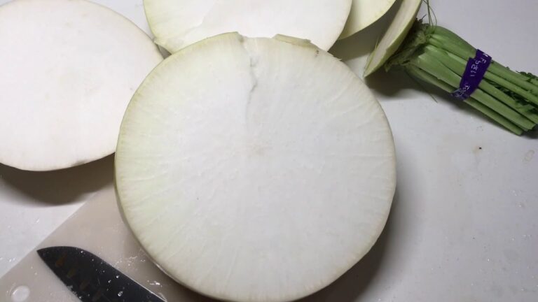 巨大かぶらを「ふろふき」にしてみた。”Syogoin  turnip”, a kinds of Kyoto vegetables