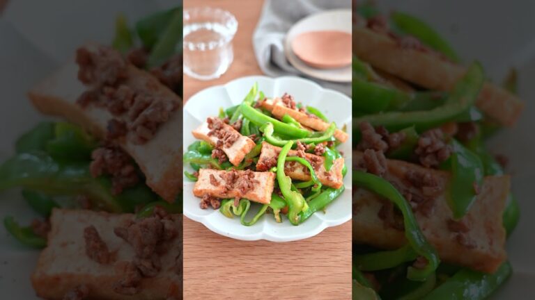 辛いもの食べたい時はぜひこれを作ってみてください。（ピーマンと厚揚げの辛味噌肉炒め）#shorts