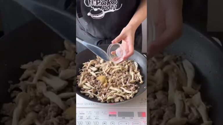 ふわっとろ豚たまそぼろご飯 ！フライパンで作ってみた♪ #235　詳しい作り方はコメント欄から