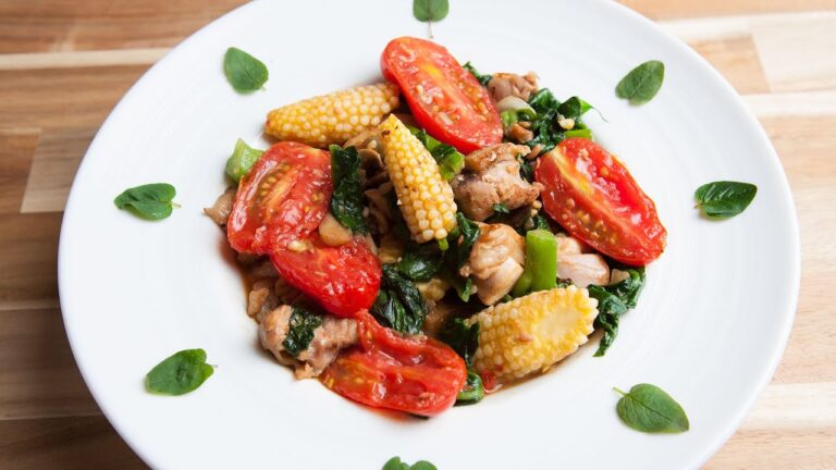 ツルムラサキとトマトの鶏味噌炒めのレシピ【サンマルツァーノ】