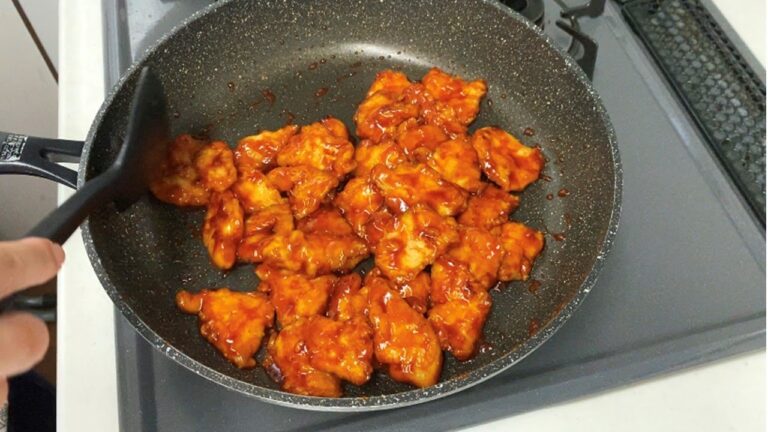 【揚げない】辛くない鶏胸肉のヤンニョムチキンの作り方【子どもOK】