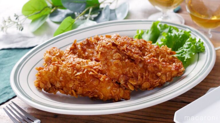 【クリスピーチキン】コーンフレークでザクザク食感！パーティーにもぴったり♪｜macaroni（マカロニ）
