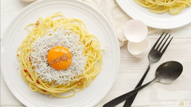 磯の香りが食欲そそる！ ふわふわ しらすの ペペロンチーノ のレシピ 作り方