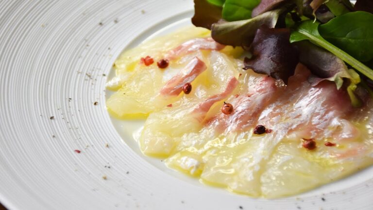 鯛のカルパッチョ　Carpaccio  of sea bream