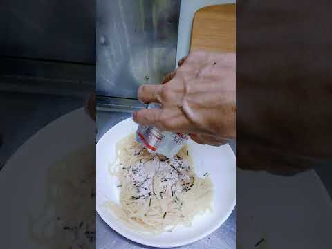 最安級のトップバリュたらこパスタをきざみのりマシマシで食べるだけ #shorts