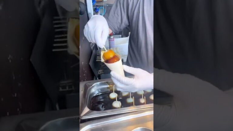 【古都芋本舗】熱々モチモチな超濃厚巨大みたらし団子(団子)#グルメ大学 #嵐山食べ歩き #芋グルメ #京都旅行 #嵐山