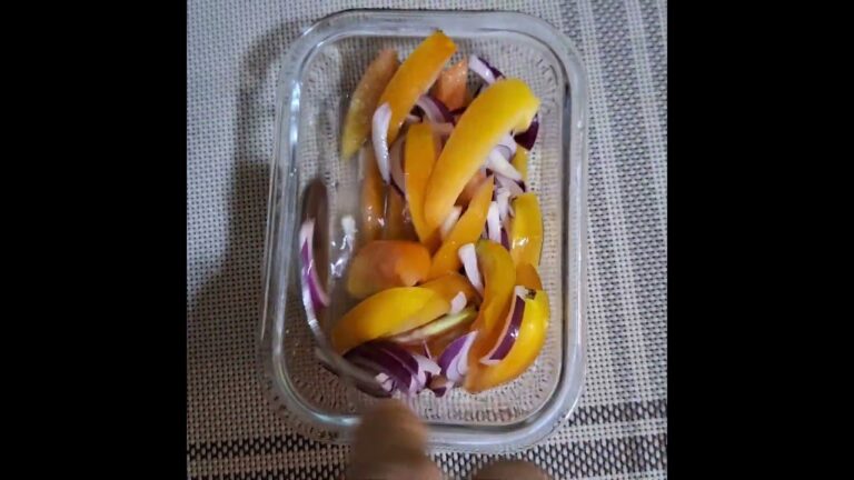 onion tomatoes salt vinegar #healthy #onion #tomatoes #salad #viralvideo #shortvideo #shorts