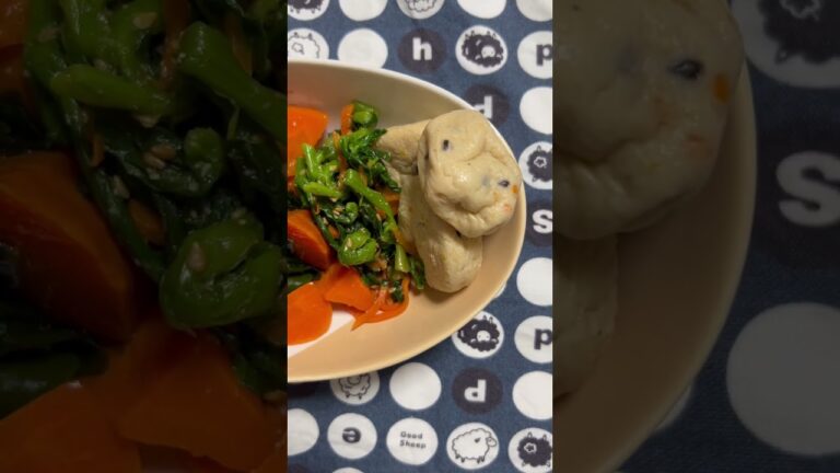 たけのことワカメと人参とがんもの炊き合わせと菜の花のおひたし🌸お惣菜を盛り付けました