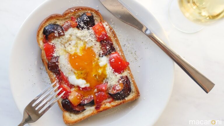 彩り野菜に卵をぽとり…！ ラタトゥイユ ラピュタ パン のレシピ 作り方